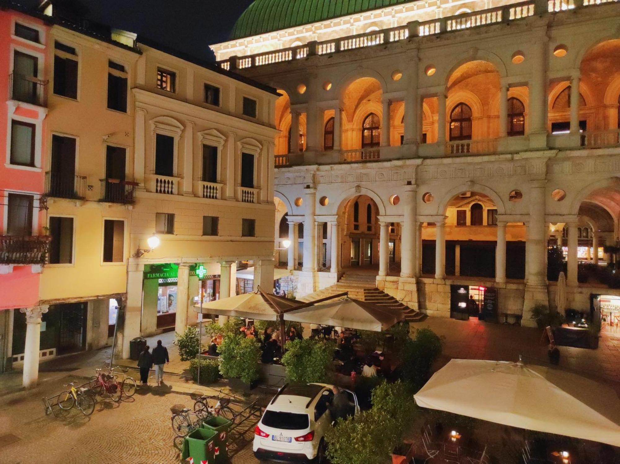 Casa Margherita Basilica View & Terrace Apartment *