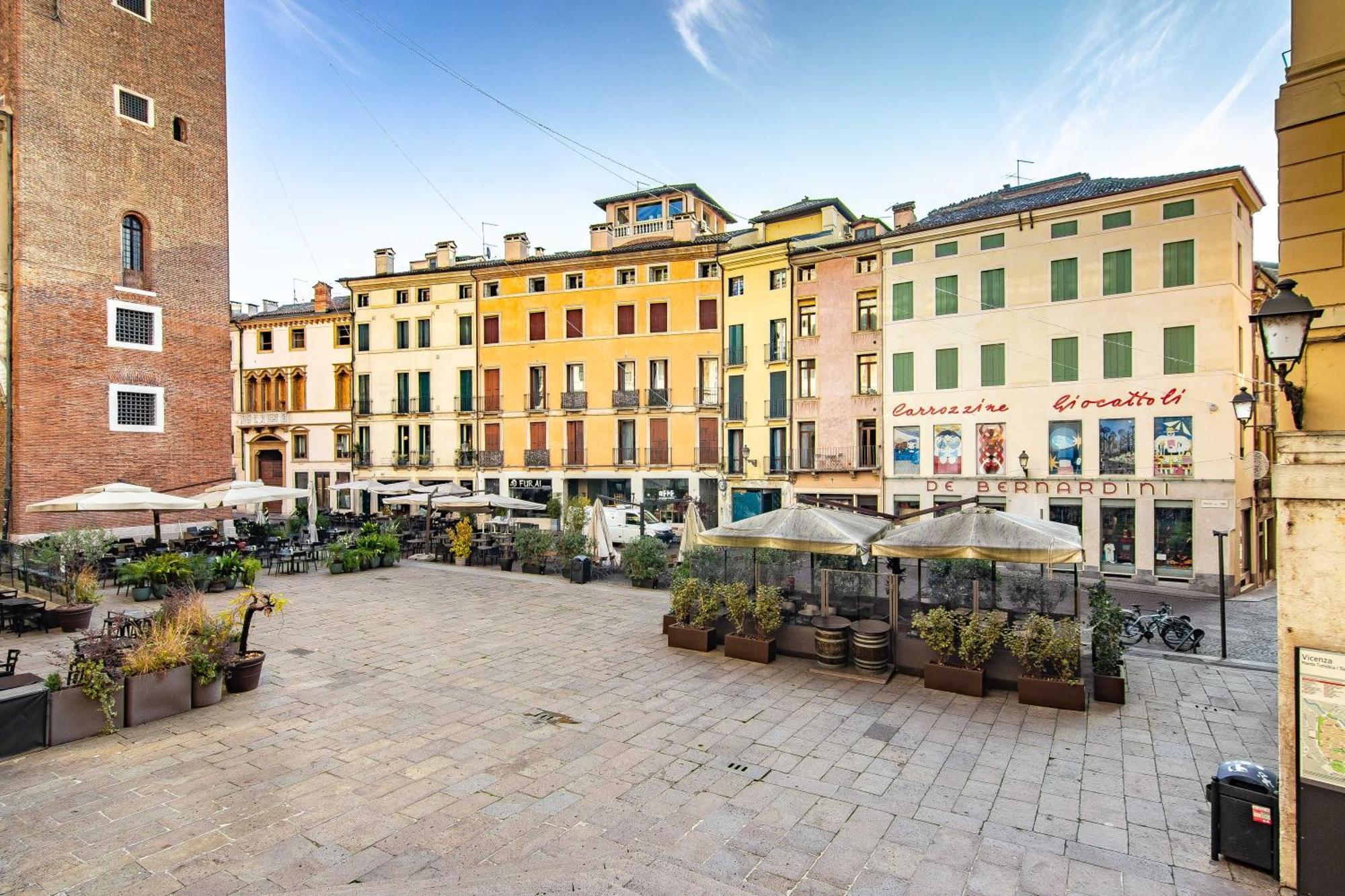 Casa Margherita Basilica View & Terrace Apartment *